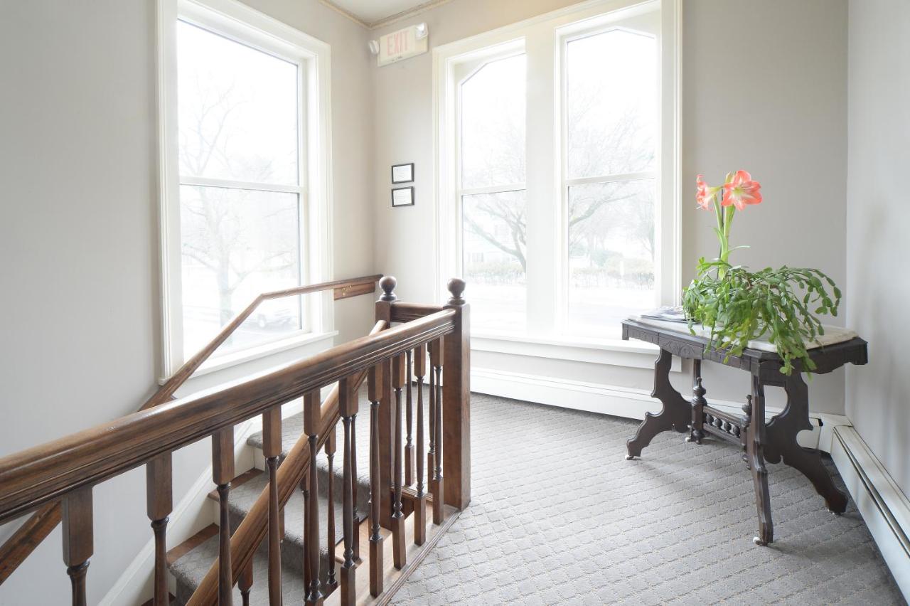  | The Springwater Bed and Breakfast