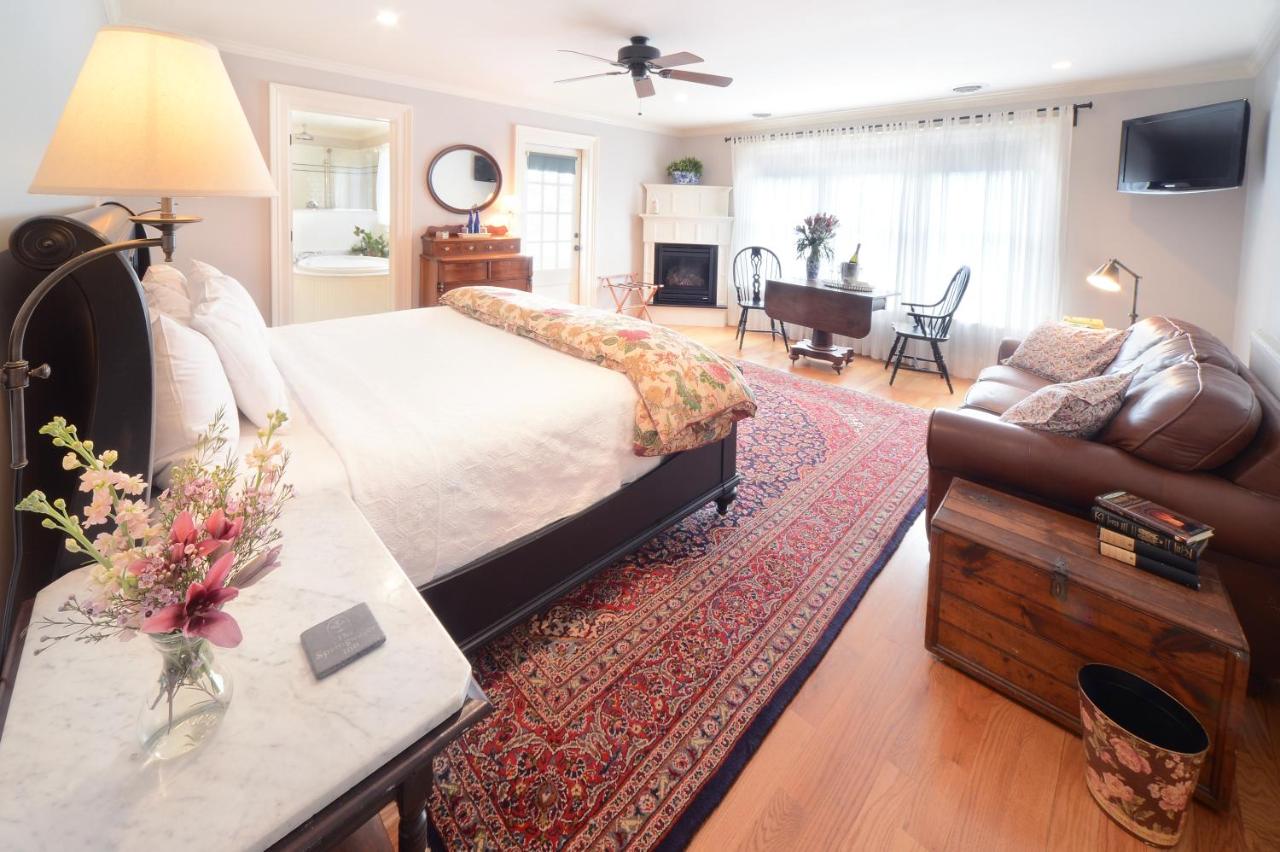  | The Springwater Bed and Breakfast