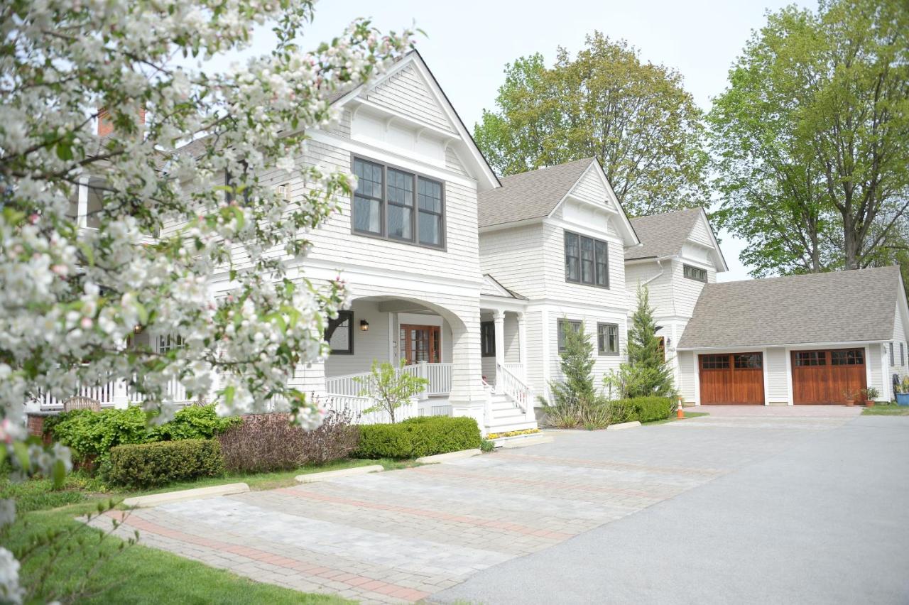  | The Springwater Bed and Breakfast