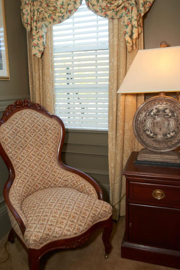 | Bellevue Manor