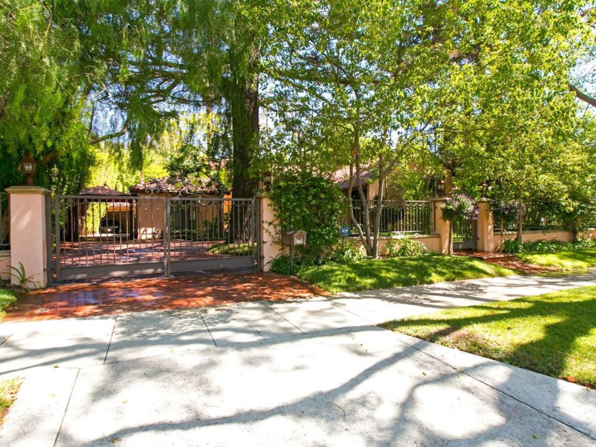  | Villa Teresita - Beautifully gated Mediterranean estate