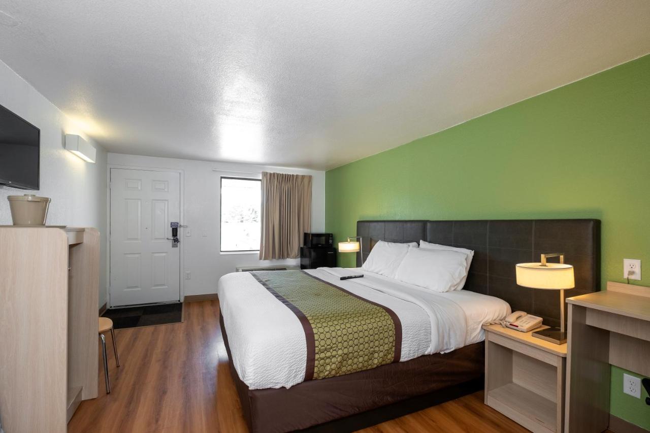 | American Inn