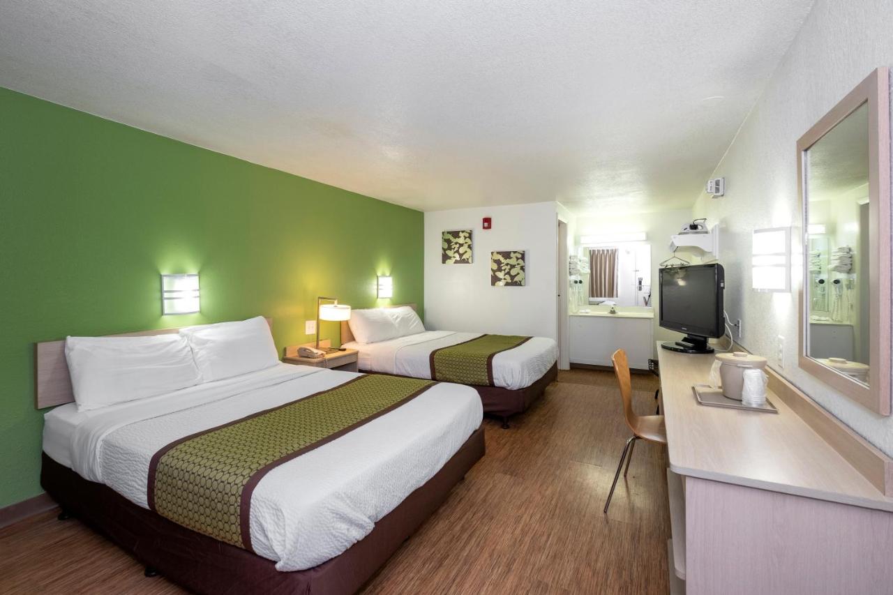 | American Inn