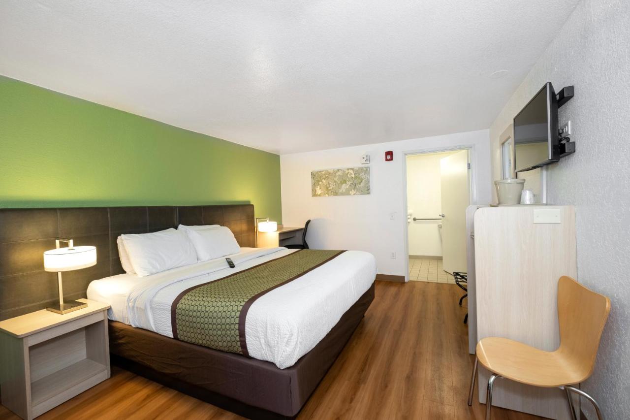 | American Inn