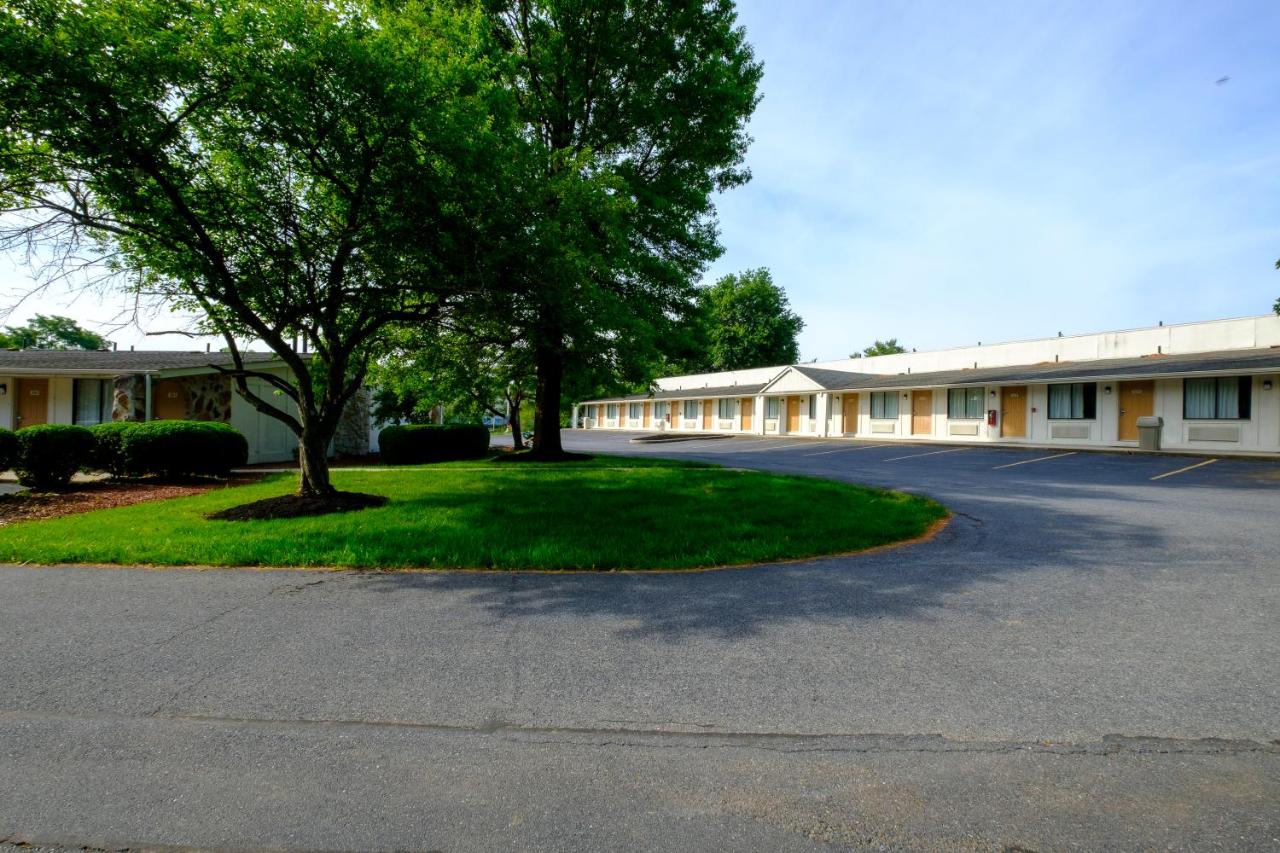 | American Inn
