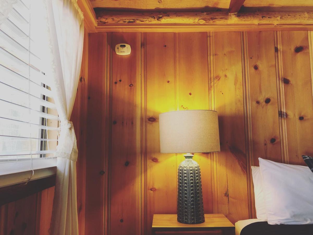  | Oak Knoll Lodge