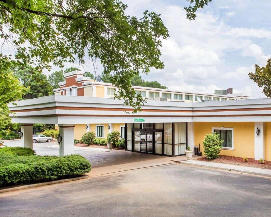 | Budgetel Inn & Suites Atlanta