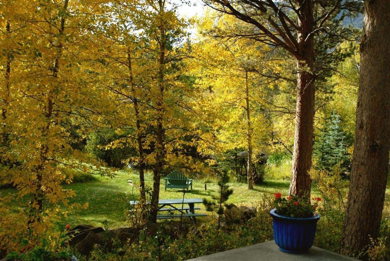  | Romantic RiverSong Inn