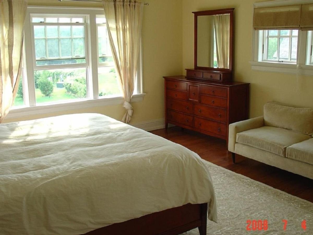 | Villa Nectar - Heated pool & Spa with Patio