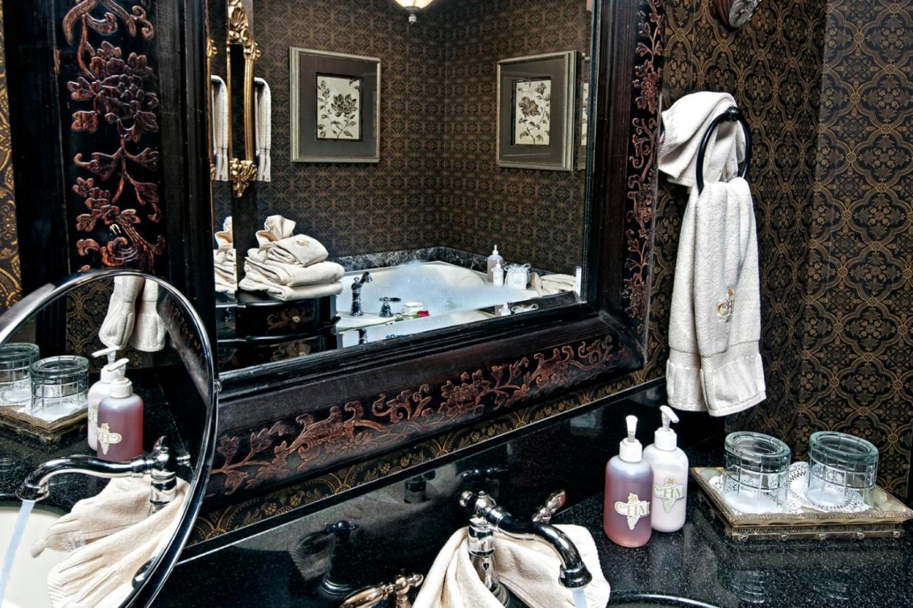 | Cameo Heights Mansion