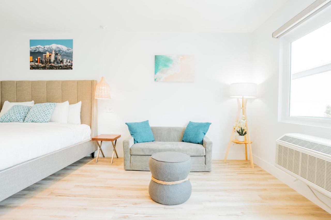 Superior King Suite at The Belmont Shore Inn