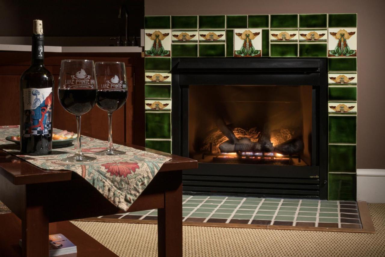 | Lake Pointe Inn