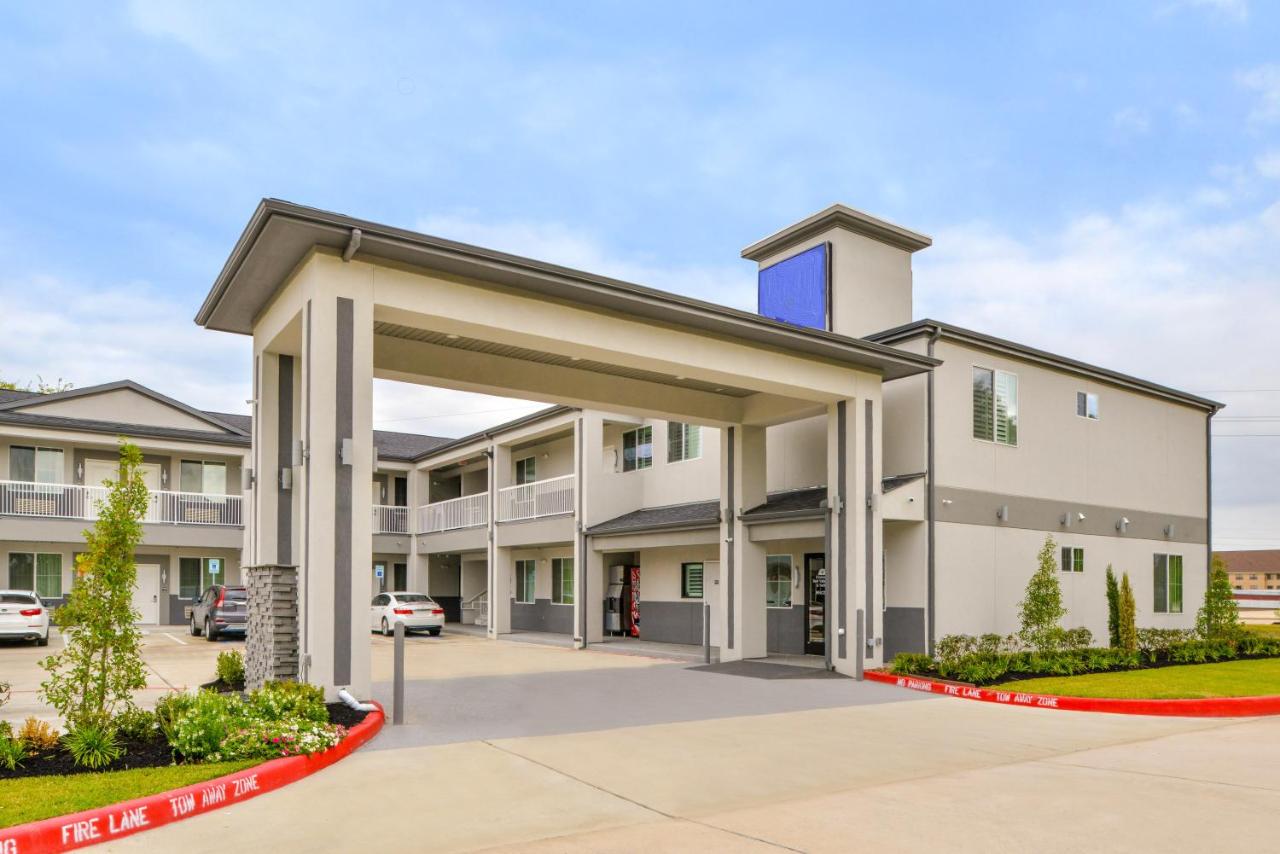 | Palace Inn Blue Tomball Parkway