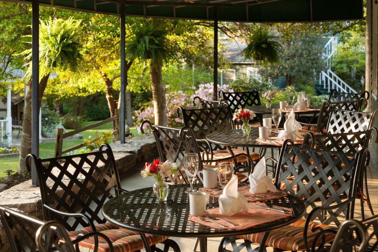 | 1906 Pine Crest Inn