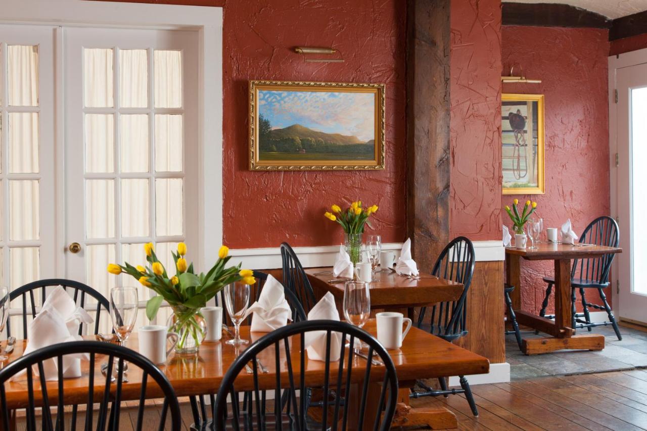 | 1906 Pine Crest Inn