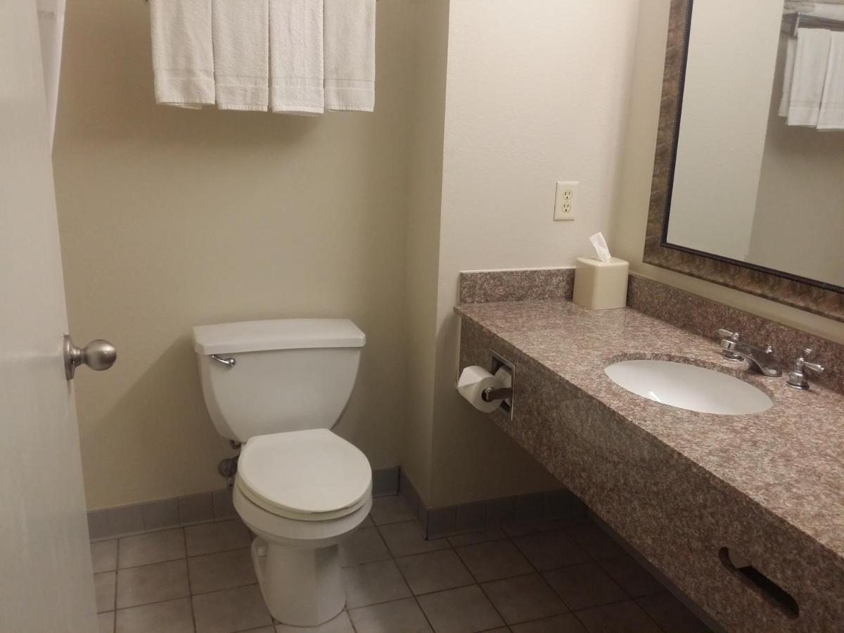 | Quality Inn & Suites Schoharie near Howe Caverns