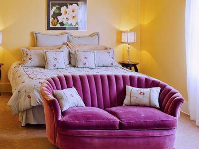 | Hydrangea Inn