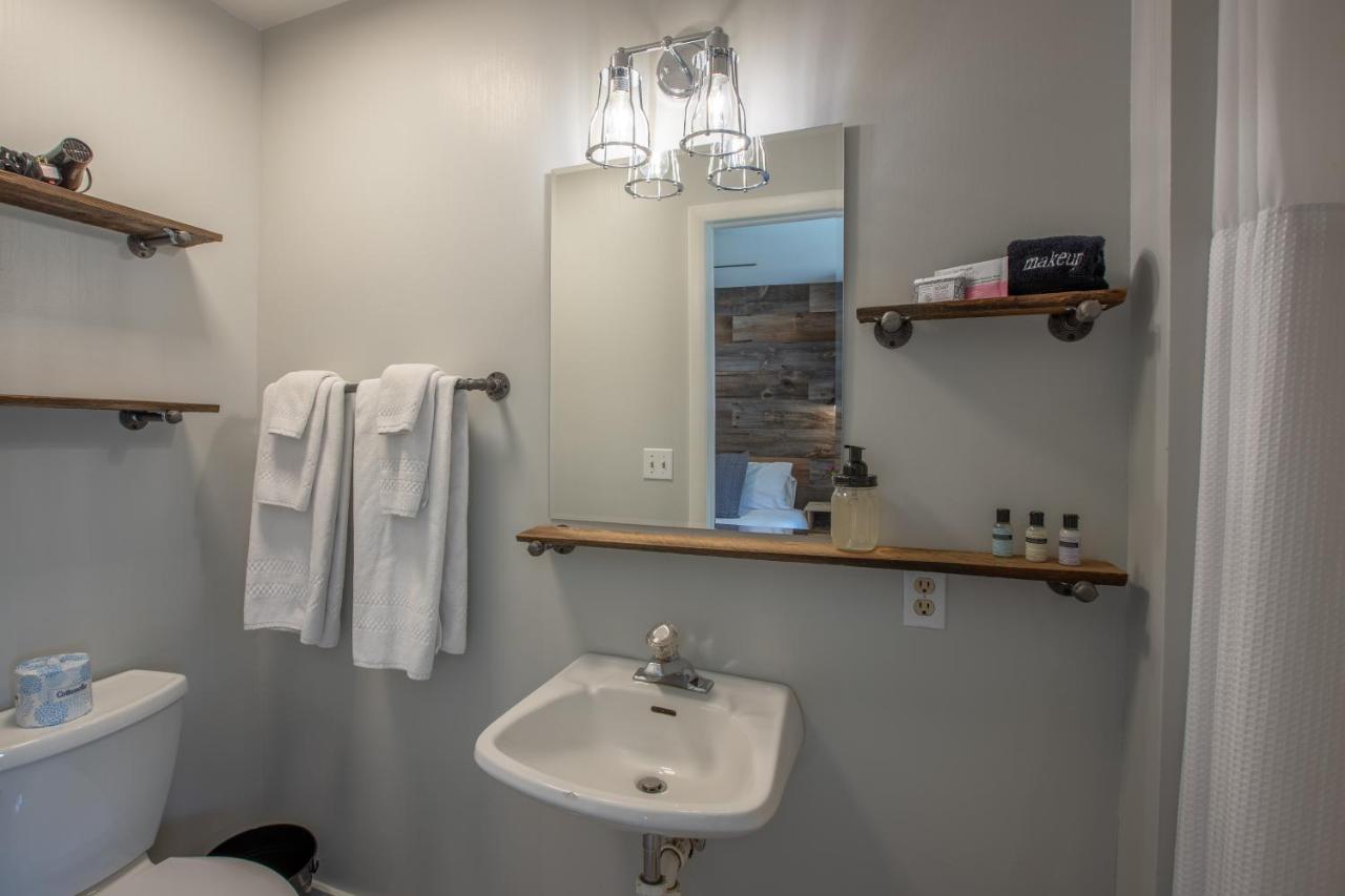 | Purple Mountain Bed & Breakfast & Spa