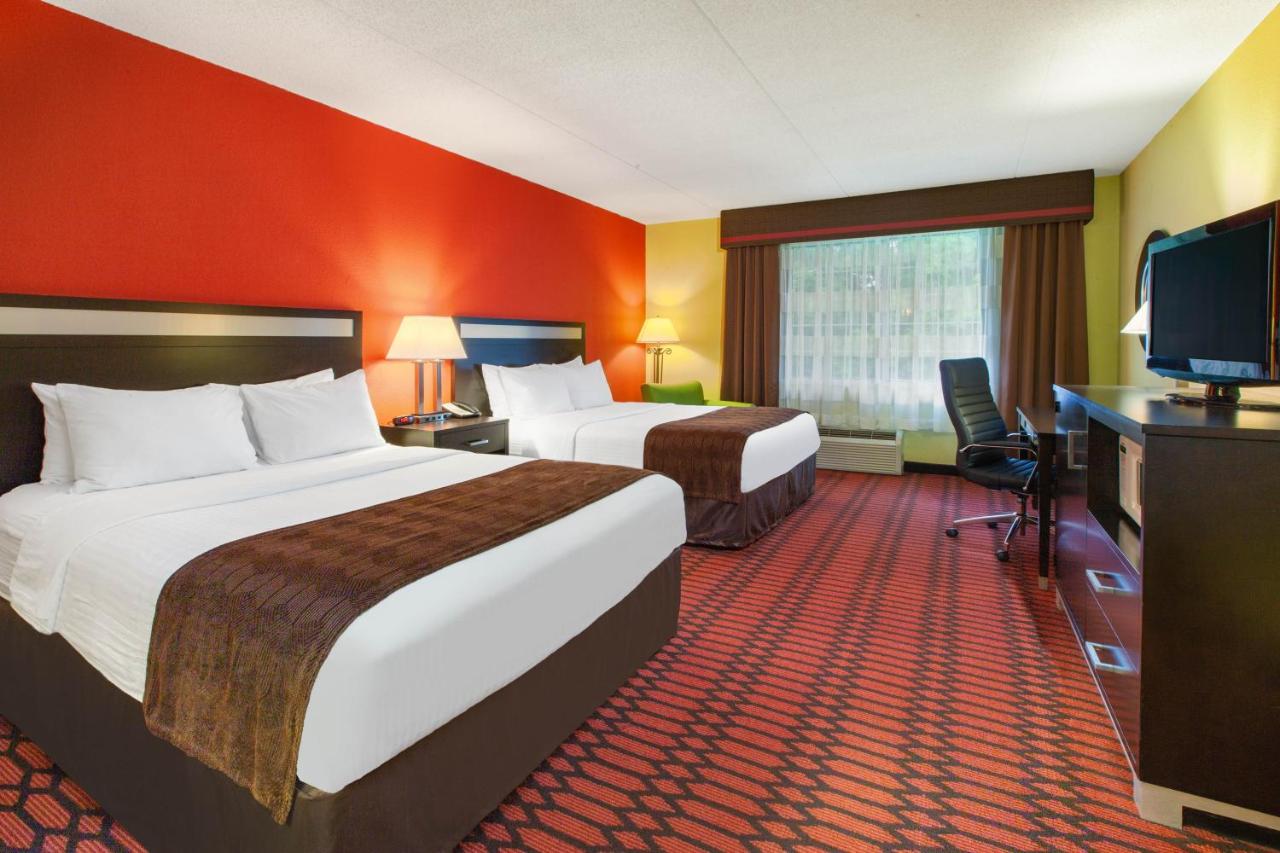 Queen Room with Two Queen Beds - Non-Smoking at Baymont by Wyndham Harrisburg