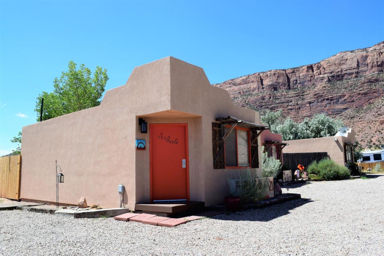 | St Danes Slickrock Cabin