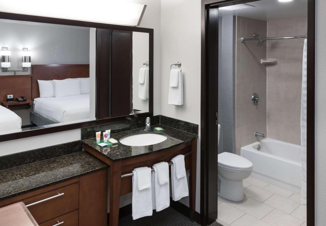 Deluxe Queen Room with Two Queen Beds and Sofa Bed - High Floor at Hyatt Place Jacksonville Airport