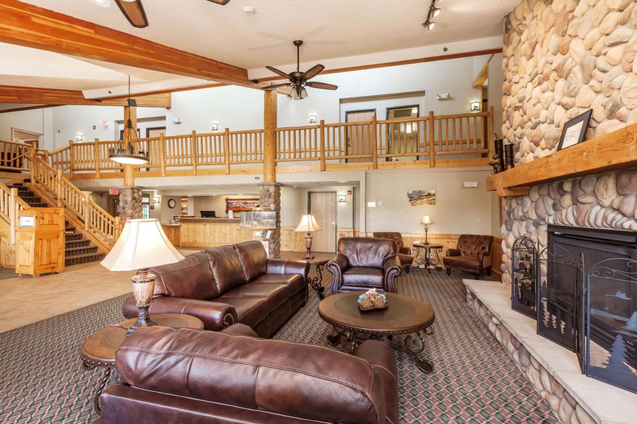  | MountainView Lodge and Suites