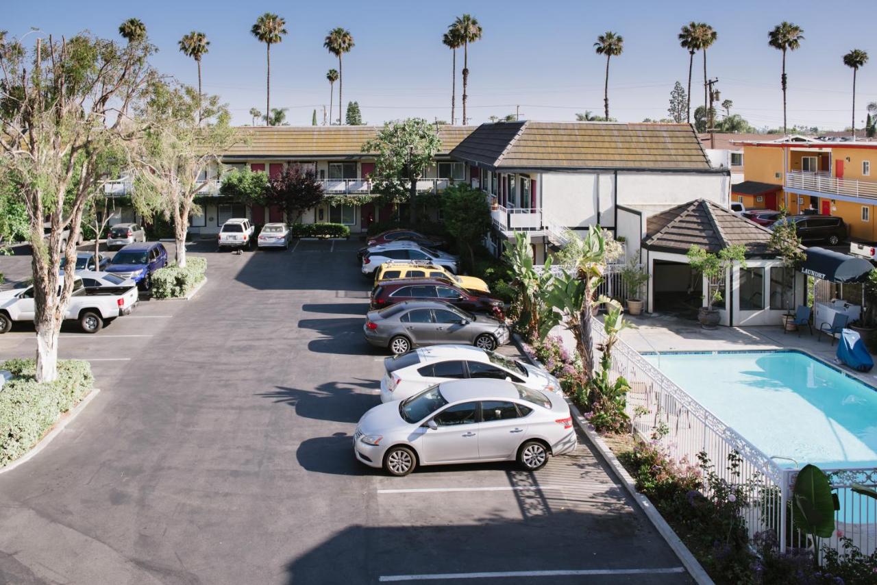 | Alamo Inn and Suites - Convention Center