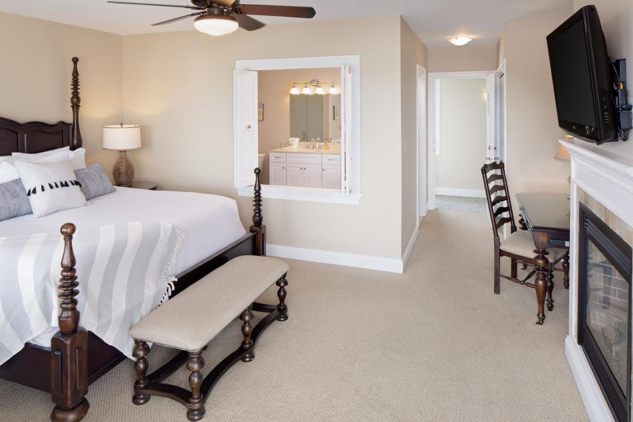 | Inn at Harbor Hill Marina