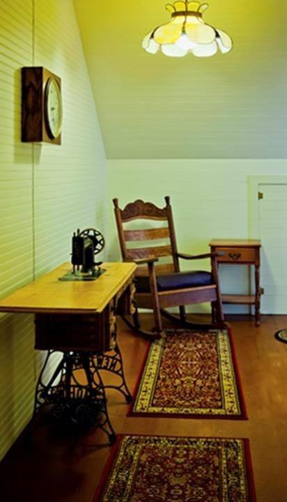 | Hydrangea Inn