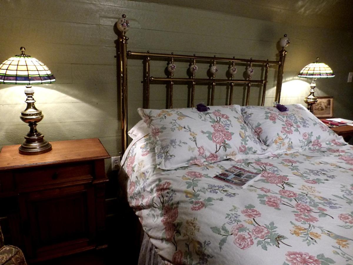 | Mulberry Lavender Farm and B&B
