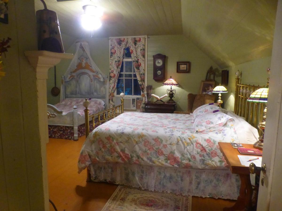 | Mulberry Lavender Farm and B&B