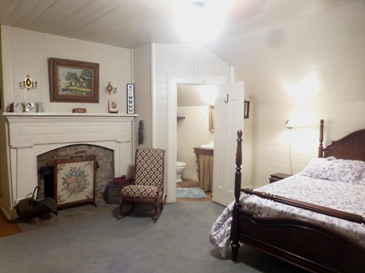 | Mulberry Lavender Farm and B&B