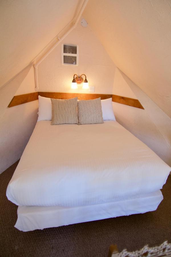 King Room at Hotel Frankfort & Restaurant