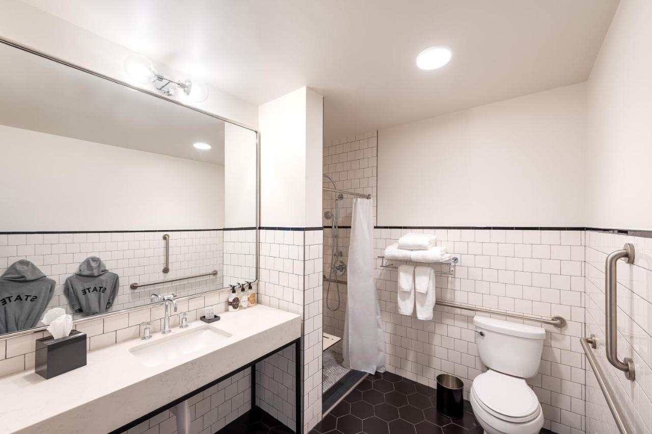 City View King Accessible at The State Hotel