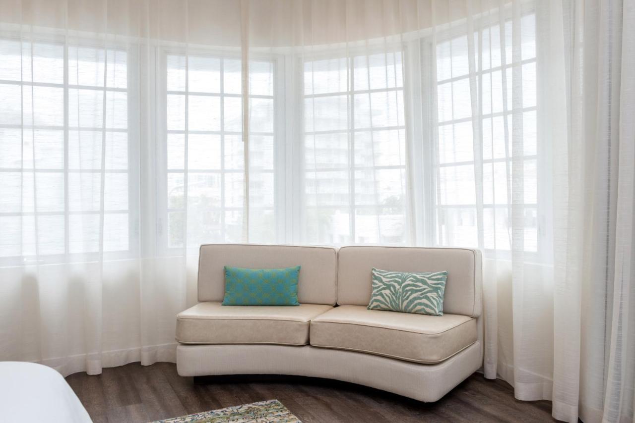 Premier Corner Suite at The Marlin Hotel