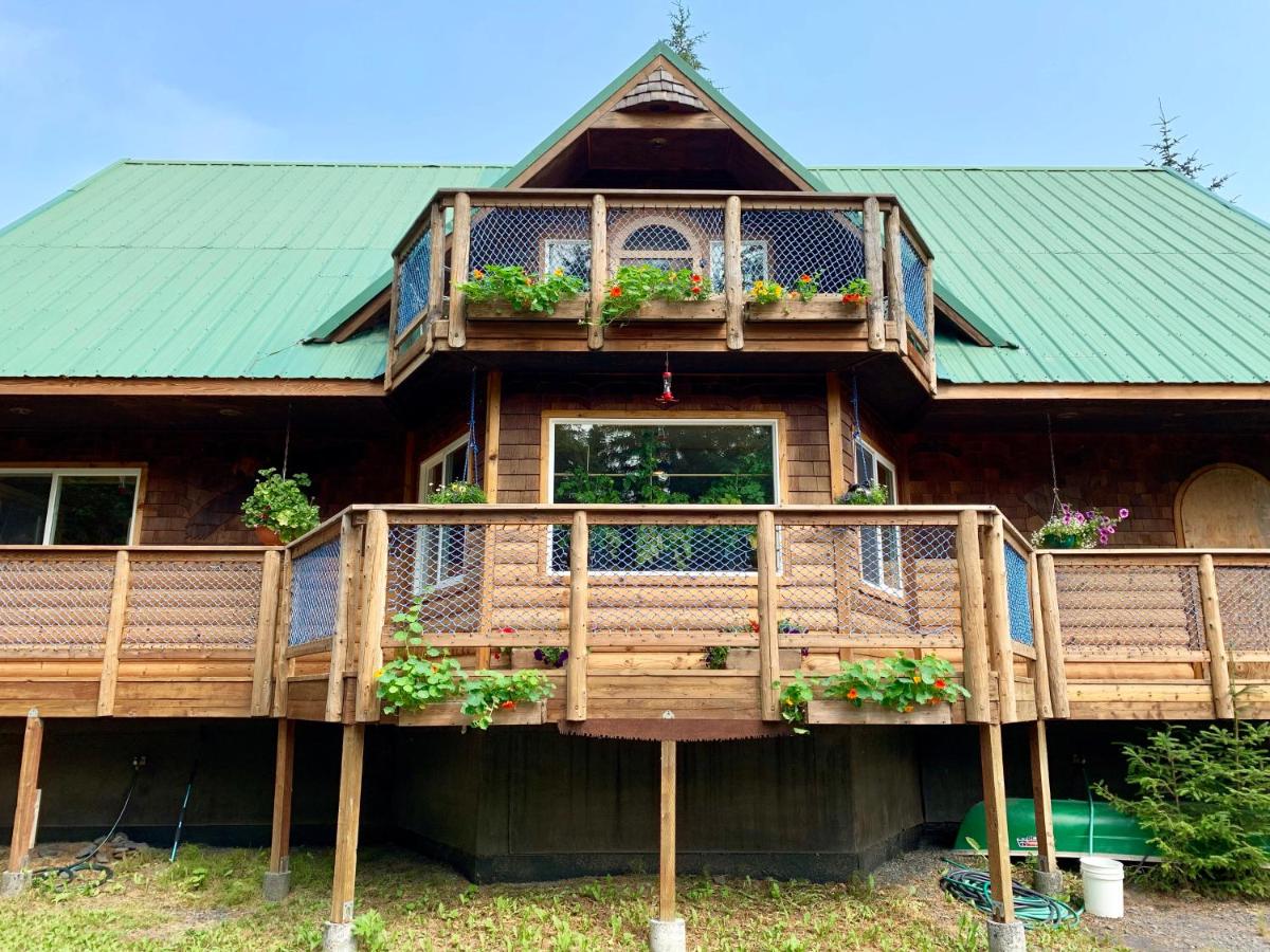  | Sourdough Sunrise B&B