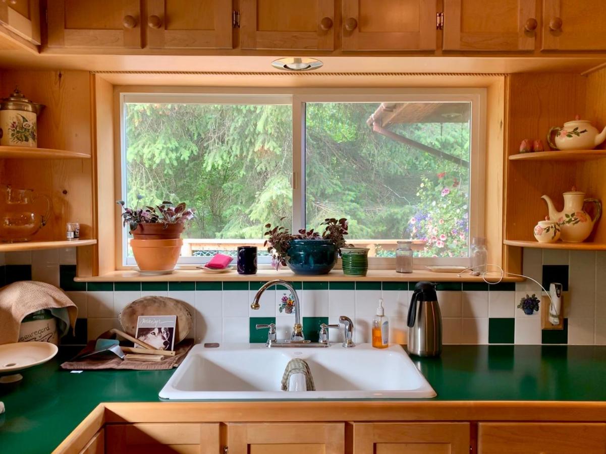  | Sourdough Sunrise B&B