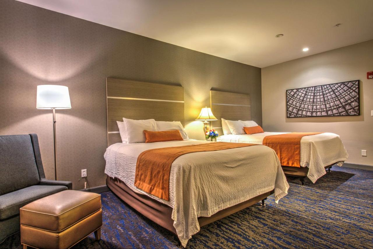 | Best Western Plus Media Center Inn & Suites