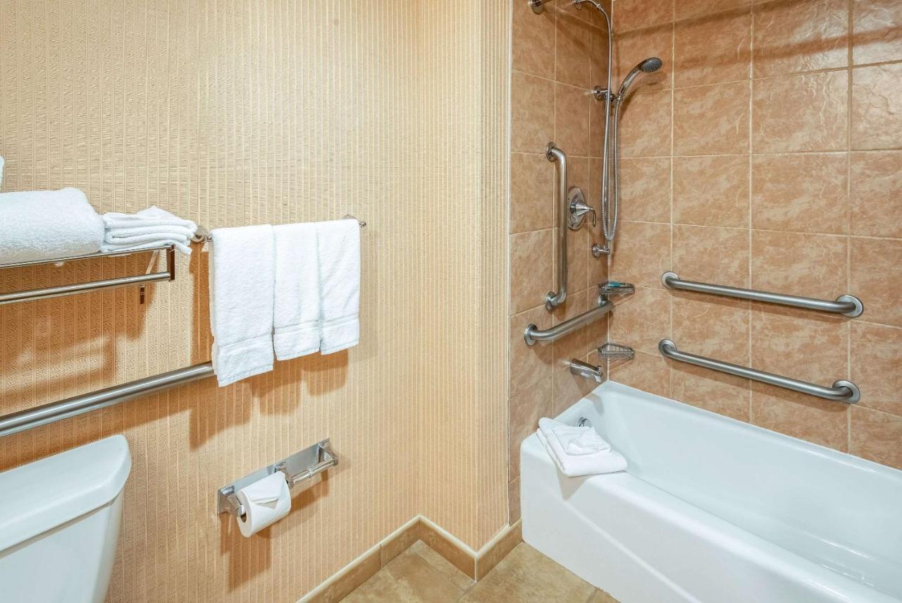 King Room - Mobility Accessible/Non-Smoking at Holiday Inn Frisco by IHG