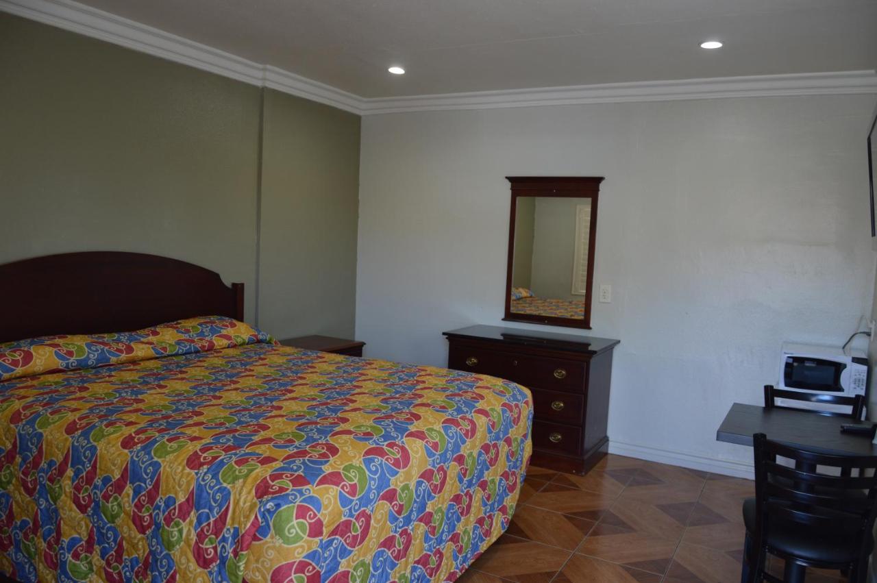 | El Rey Inn