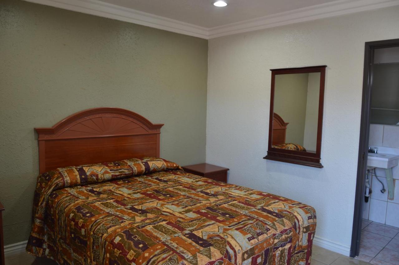| El Rey Inn