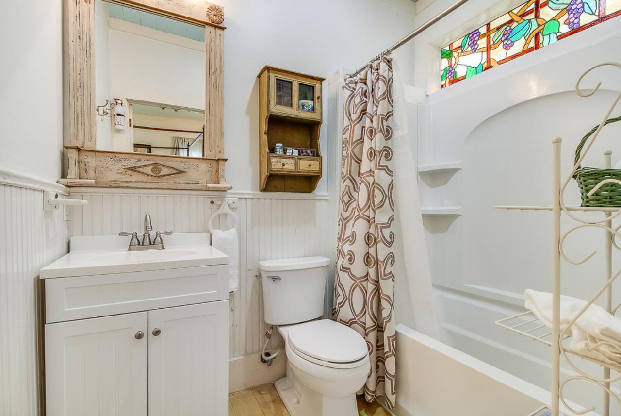 | T'Frere's Bed & Breakfast
