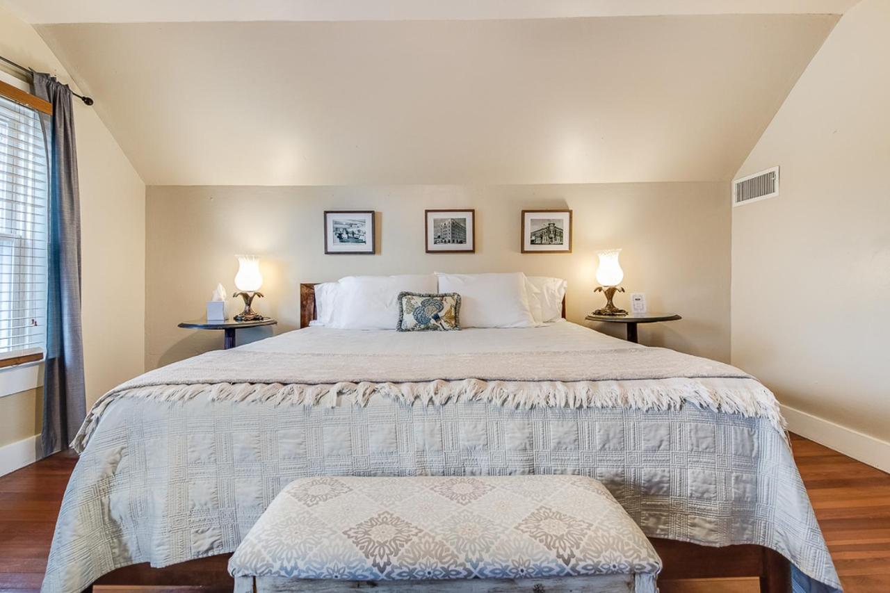 | T'Frere's Bed & Breakfast