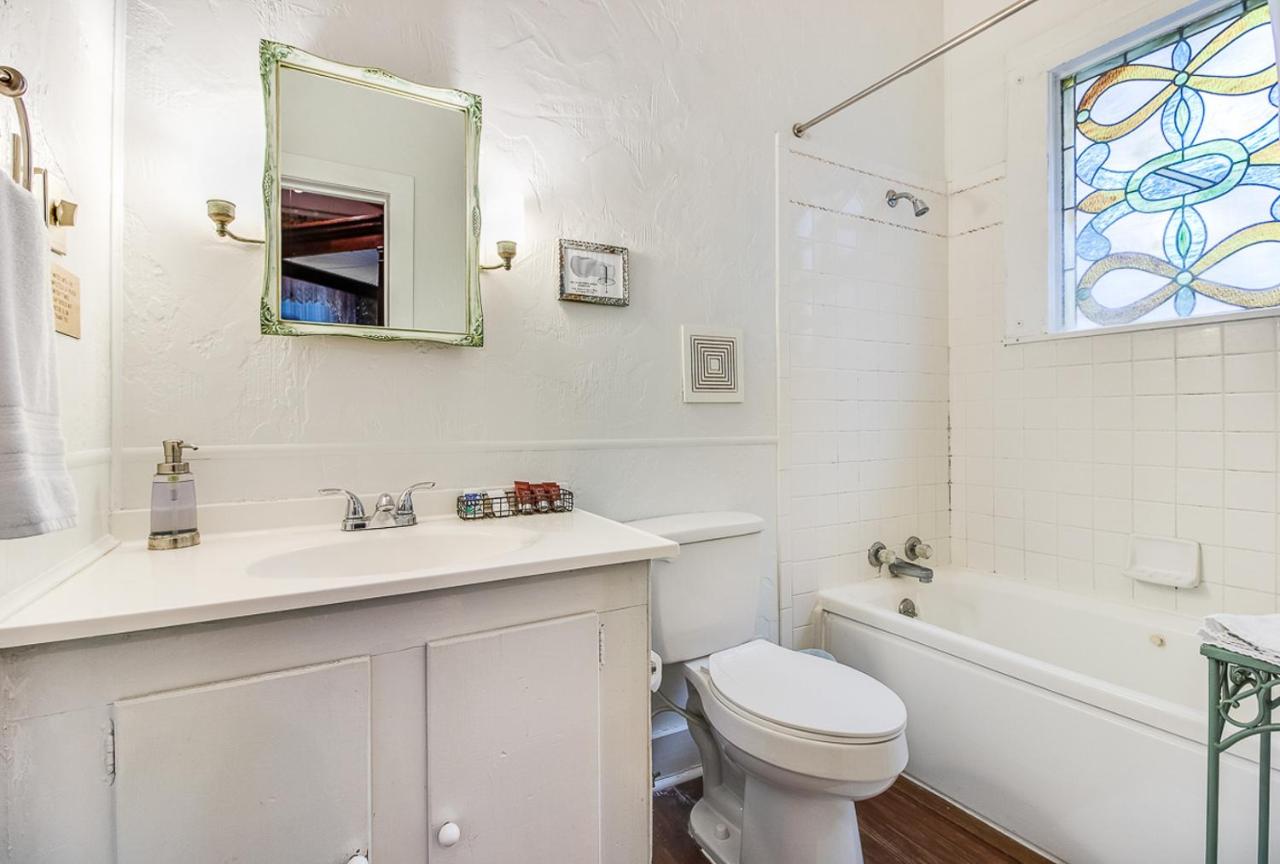 | T'Frere's Bed & Breakfast