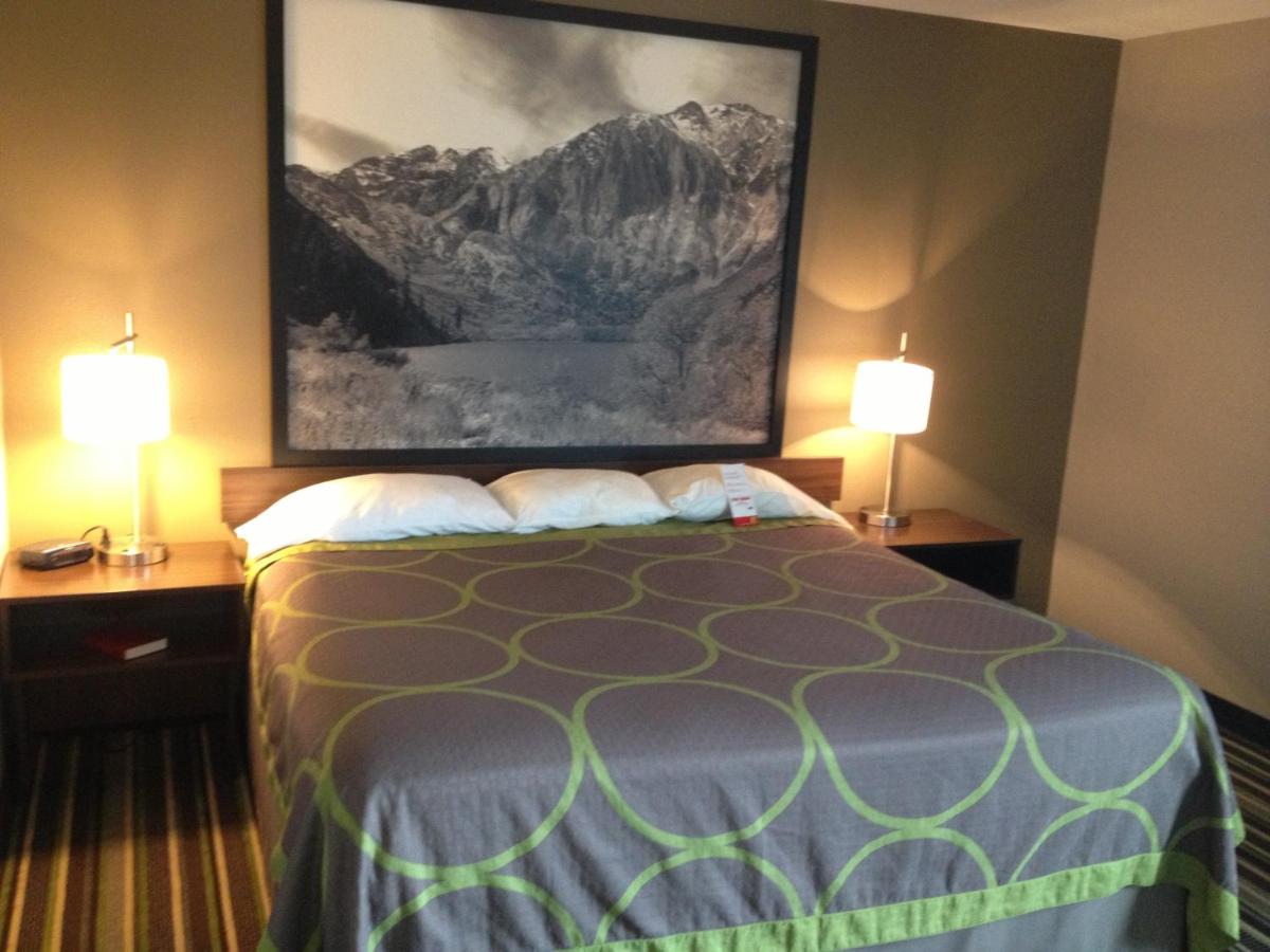 | Super 8 by Wyndham Pocatello
