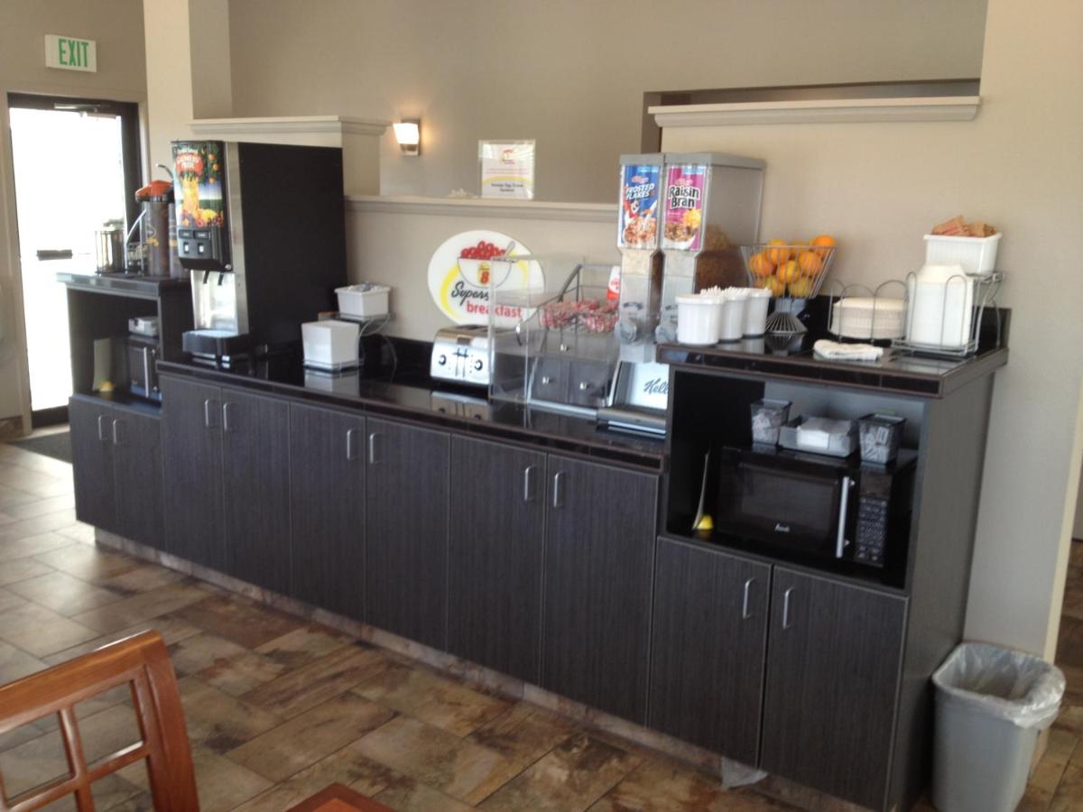| Super 8 by Wyndham Pocatello