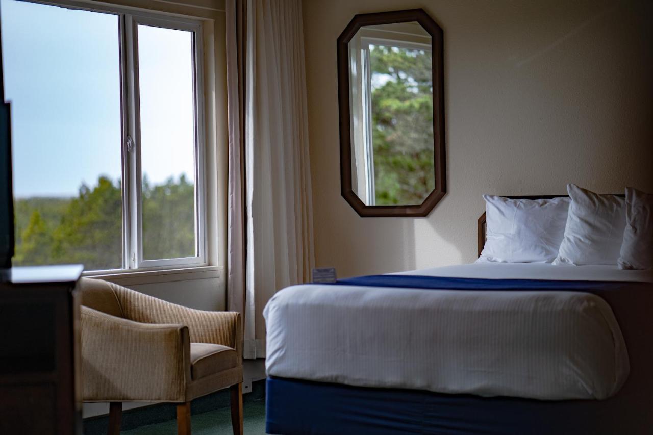 | Chateau Westport