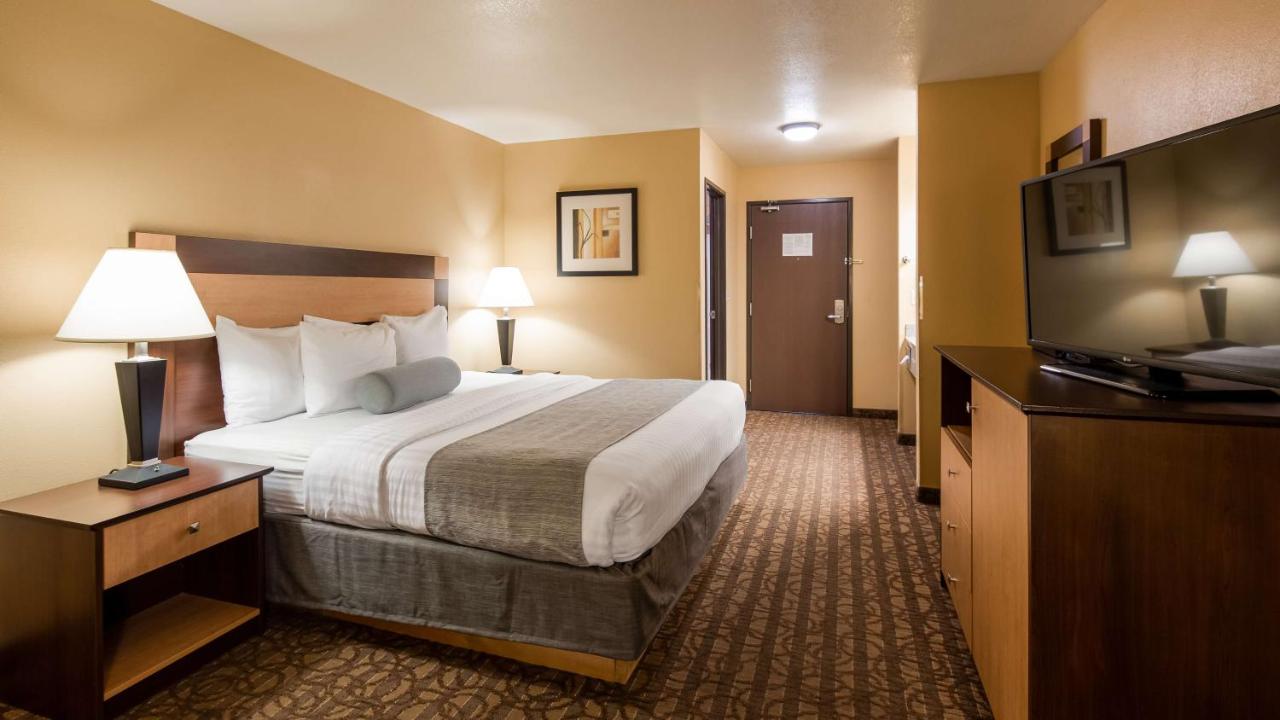  | Best Western Sawtooth Inn & Suites