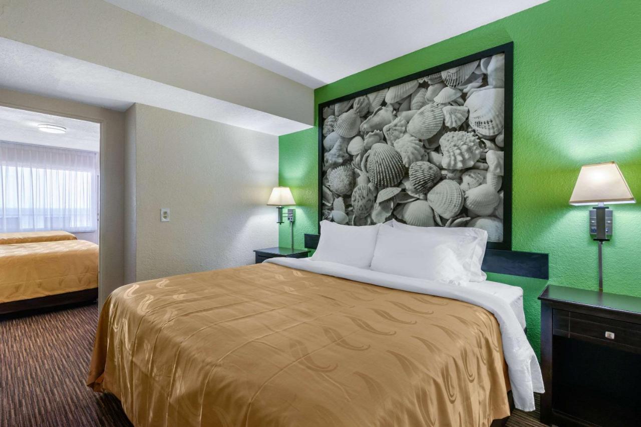 One King and Two Queen Beds with Ocean View at Quality Inn Daytona Beach Oceanfront