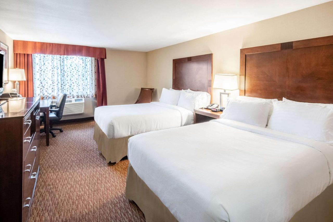 Double Room with Two Double Beds - Non-Smoking at Holiday Inn Frisco by IHG